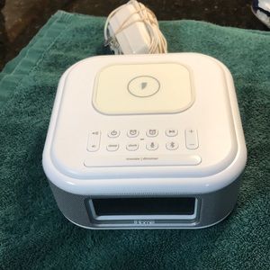 iHome stereo speaker system with Dual Alarm Clock+Dual Charging.